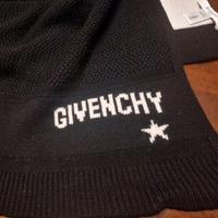 grande scialle nuovo Givenchy in lana 