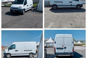 Furgone opel movano LEGGERE MOLTO BENE