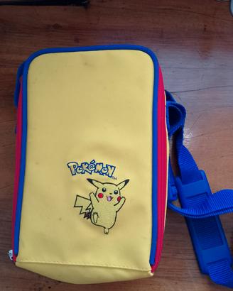 borsello Pokemon Nintendo porta game boy ? 