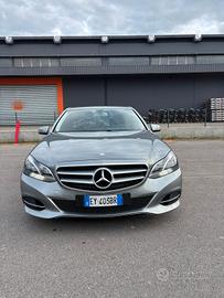 Mercedes classe E 250 4 matic 