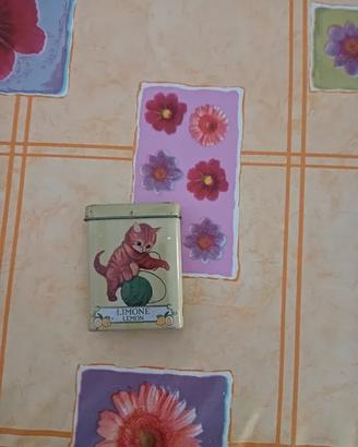 Scatolina Leone in latta, Made in Italy, Vintage