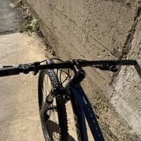 MOUNTAIN BIKE KROSS Professional