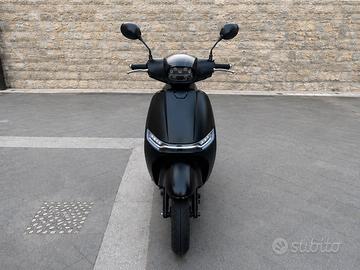 Scooter versilia 50 nero opaco