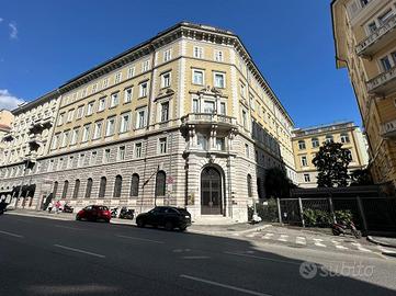MONOLOCALE A TRIESTE