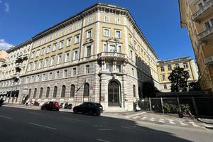 MONOLOCALE A TRIESTE