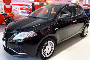 Lancia Ypsilon 1.3 Mjt Neopatentati 65.000Km Promo