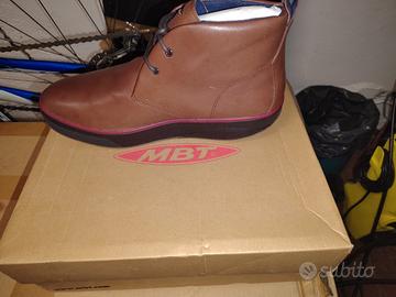 Scarpa MBT uomo taglia 43 