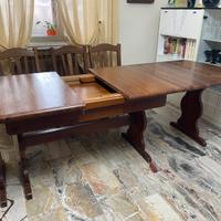 Tavolo allungabile in legno
