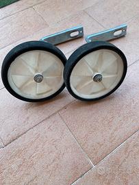 Rotelle universali per bicicletta bambini.