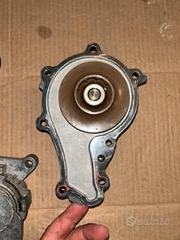 Pompa acqua originale VOLVO V40 - Ford Focus 1.6 D