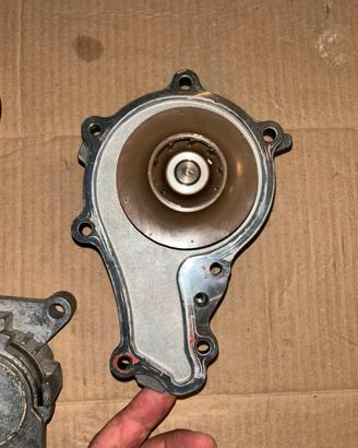 Pompa acqua originale VOLVO V40 - Ford Focus 1.6 D