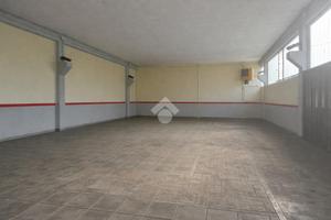 CAPANNONE A VILLONGO