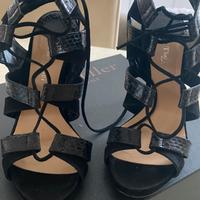 Sandali in camiscio nero