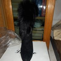 stivali con pelliccia 