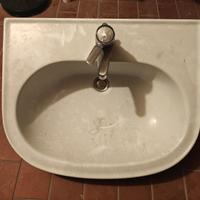 Lavandino bagno da incasso Dolomite con rubinetto