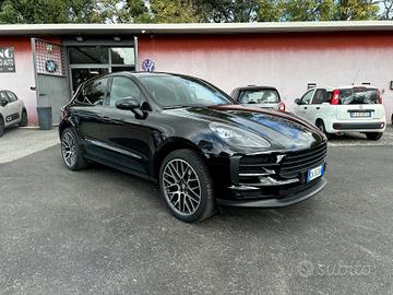 Porsche Macan iva inclusa pelle cocoa cerchio 21 s