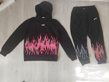 Completo Tuta AC/DC Nero con Fiamme. Felpa + Panta