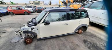 MINI COOPER D 2010 - RICAMBI