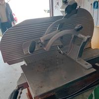 Affettatrice trifase