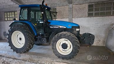 Trattore New Holland TM 120