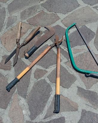 attrezzi da giardinaggio