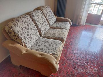 Set divano 3 posti + 2 poltrone 