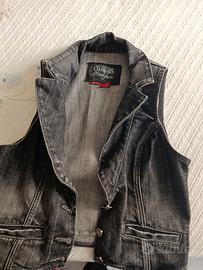Promo gilet in jeans Guess particolarissimo