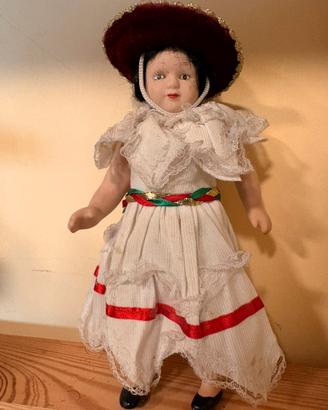 BAMBOLA IN PORCELLANA COSTUME MESSICANO