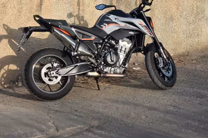 ktm duke 790