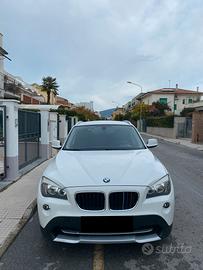 BMW X1 xdrive18d