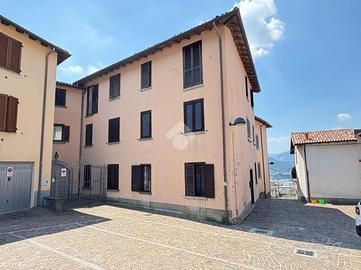 2 LOCALI A CALOLZIOCORTE