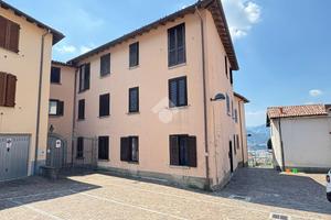 2 LOCALI A CALOLZIOCORTE