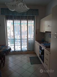 Monolocale arredato vicinissimo al mare