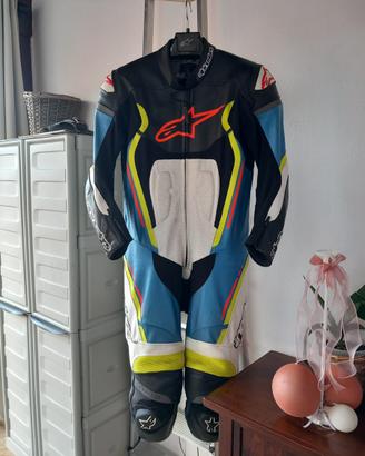 Tuta e protezioni moto