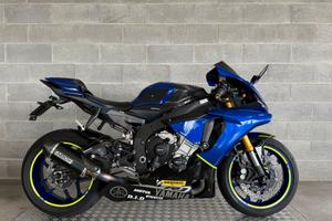 Yamaha YZF R1 Prova Riscatta o Rendi.