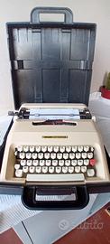 macchine per scrivere Olivetti lettera 22e 32,,35