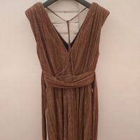 Vestito da donna color bronzo 