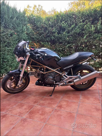 Ducati monster 600
