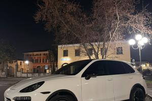 Porsce Cayenne 2ª serie