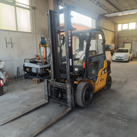 Muletto caterpillar dp30n
