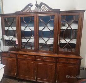 Mobile vetrina old style