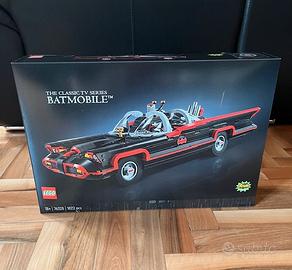 LEGO 76328 Classic Batman TV Series Batmobile NEW