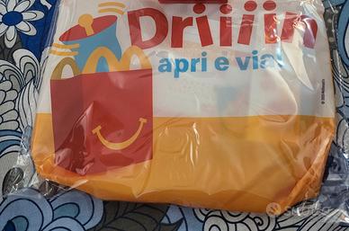 kit scuola mcdonald's 2025