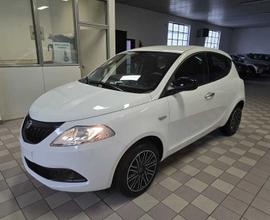 LANCIA Ypsilon Hybrid Oro