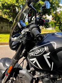 Triumph trident 660