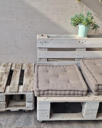 Set divano e tavolo