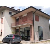 Casa indipendente a Thiene