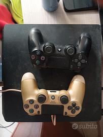 PS4 1 tera con 22 giochi + 2 joystick