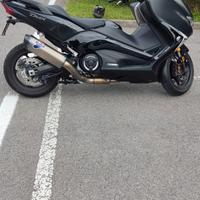 TMAX530  2017