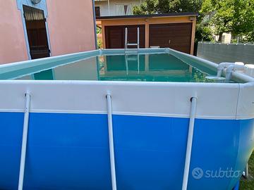 Piscina fuori terra laghetto